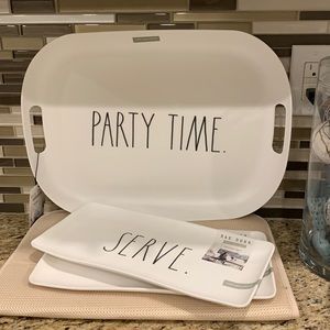 3 pc Rae Dunn serving platter and serving tray